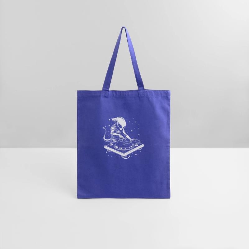 Alien Playing Turn Table Party