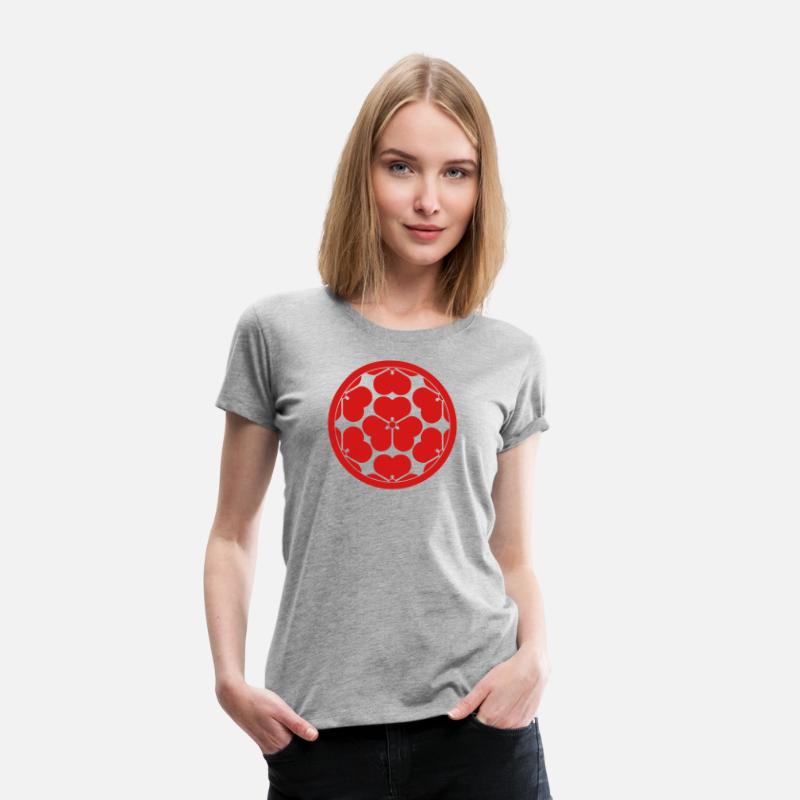 Oriental Red Chosokabe Mon Japanese samurai clan