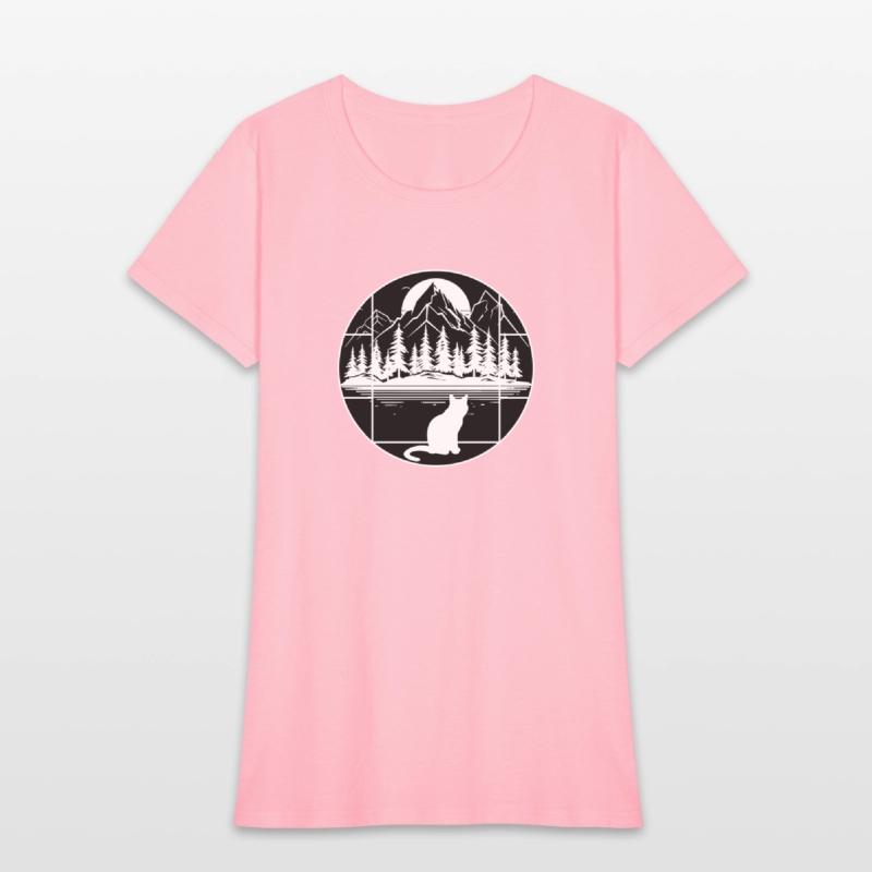 The cat looks towards the mountains - Black&White